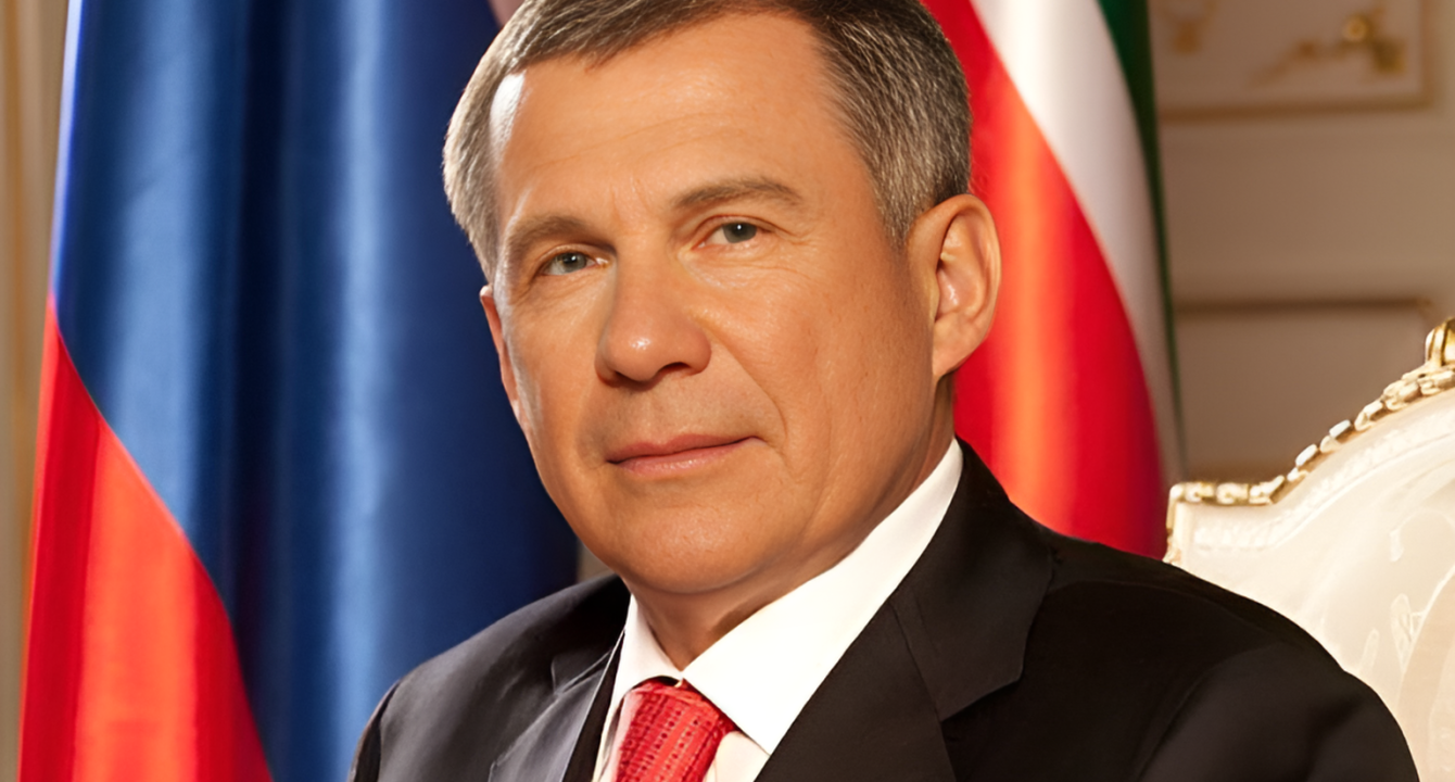 Минниханов Рустам Нургалиевич