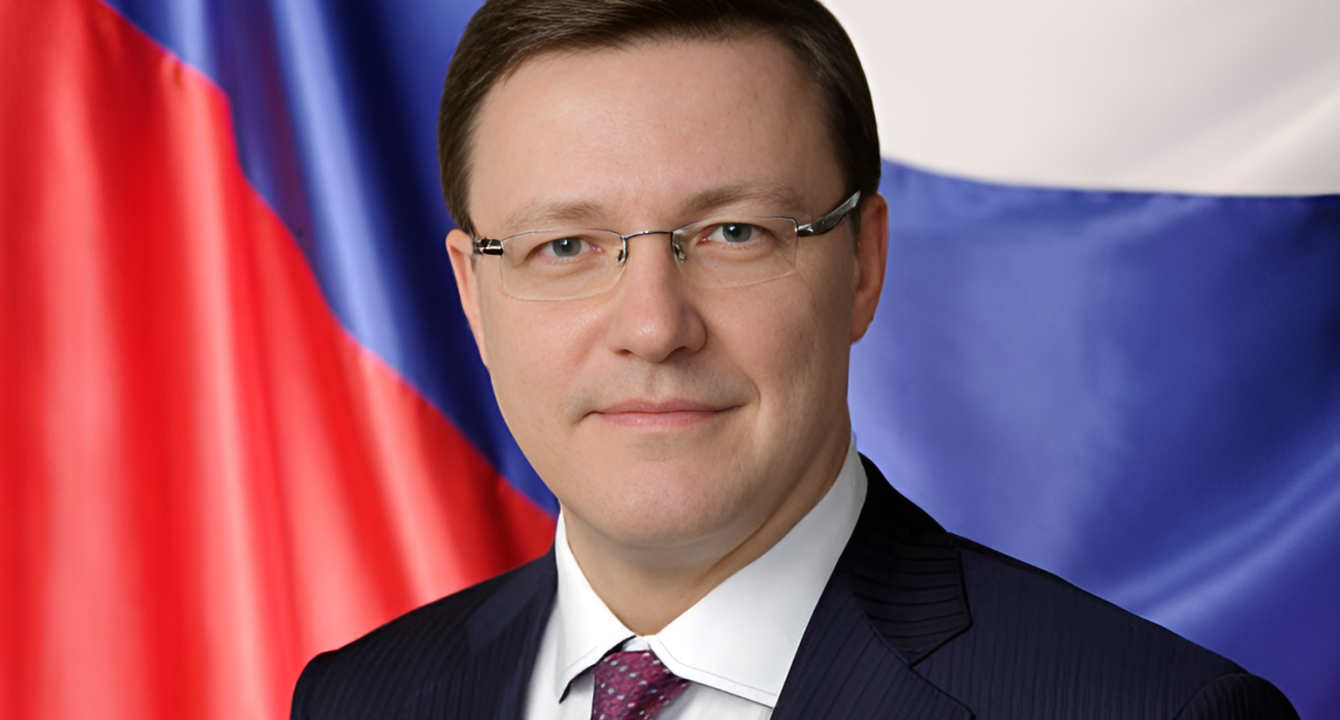 Азаров Дмитрий Игоревич