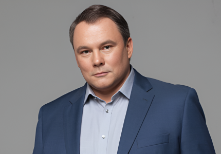 Толстой Петр Олегович