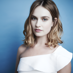 Лили Джеймс